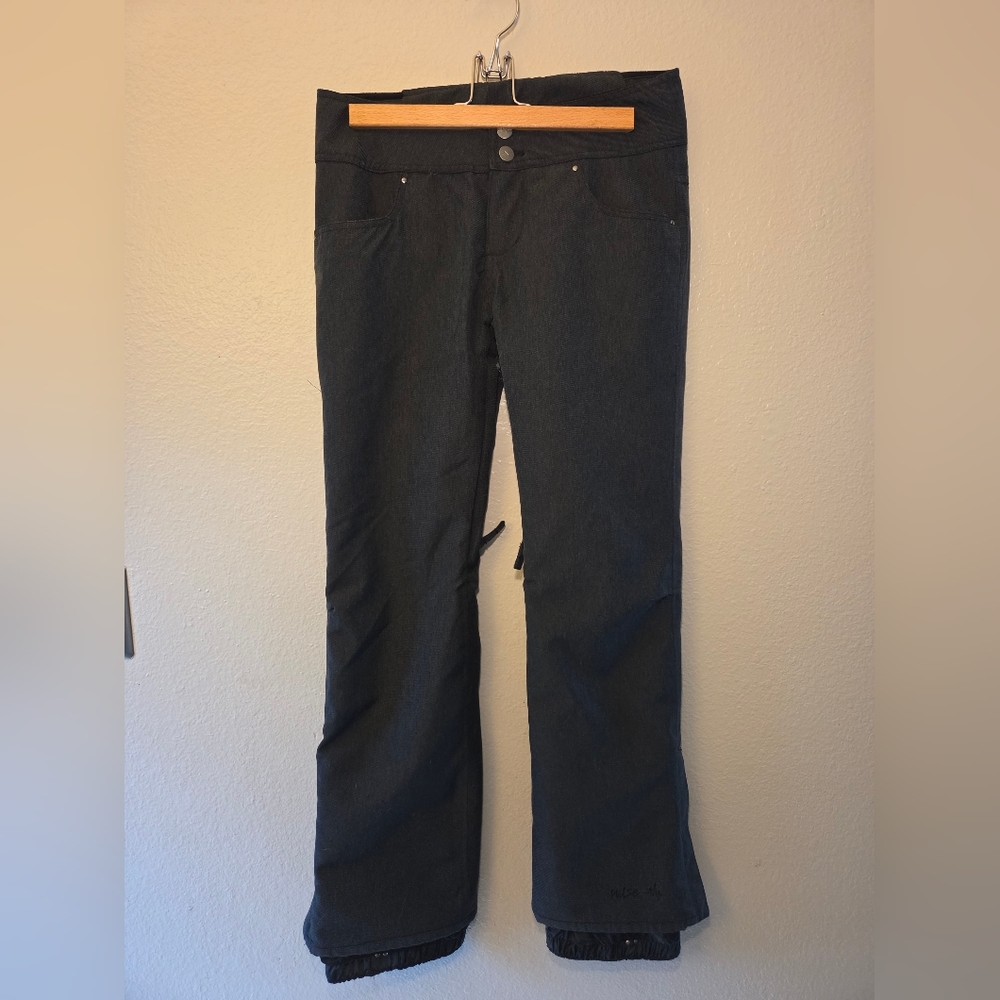 Pulse Charcol Snow Boarding Pants Ski Snow Pants Vents Boot Hooks Winter Gear